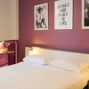 2* Hotel Nologo